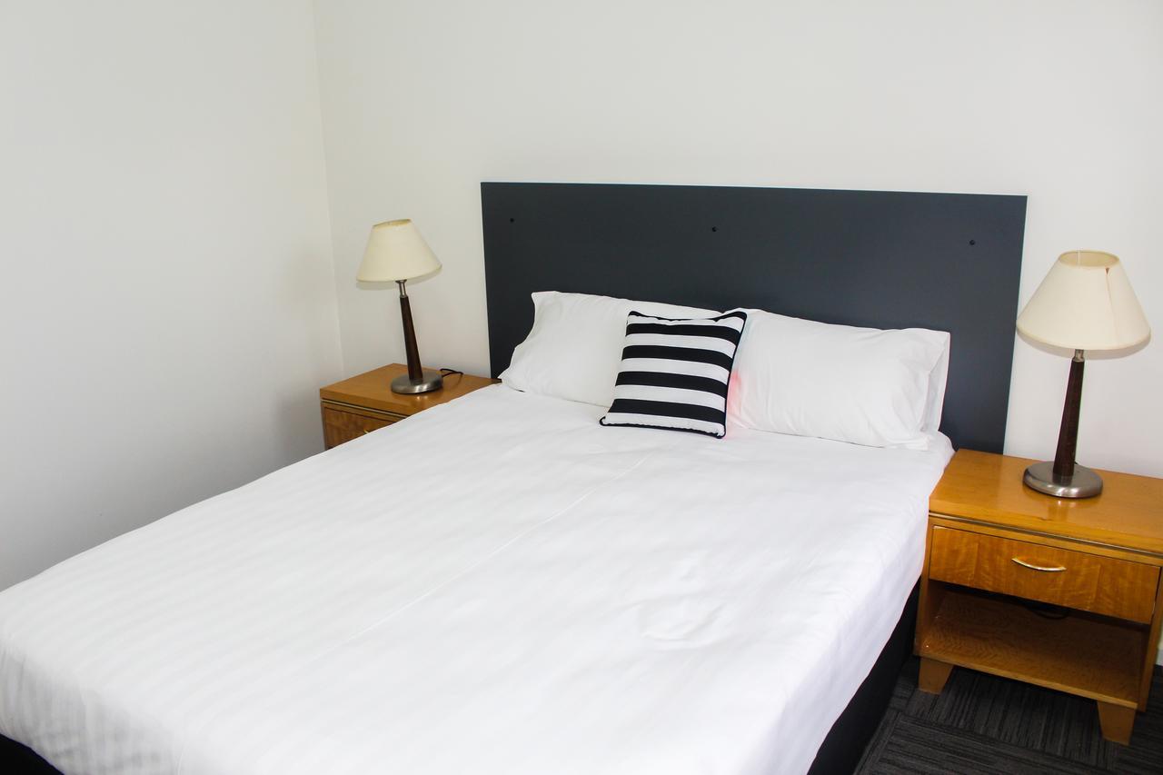 Crown Cbd Motel - City Location เบนดิโก ภายนอก รูปภาพ
