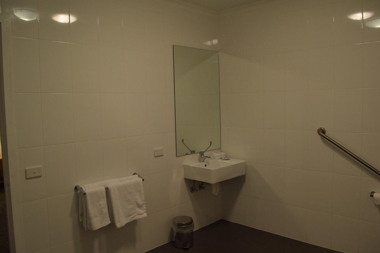 Crown Cbd Motel - City Location เบนดิโก ภายนอก รูปภาพ