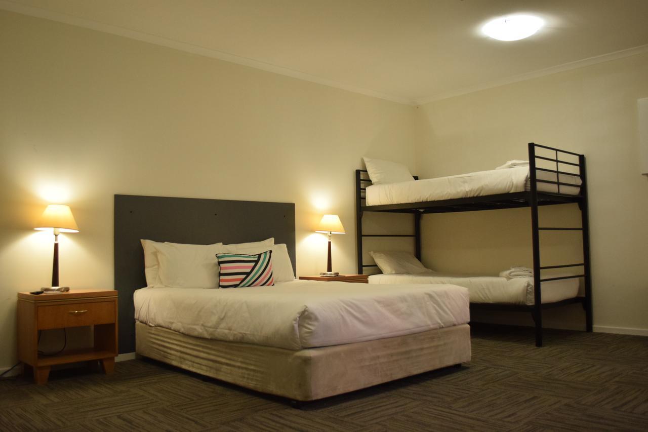 Crown Cbd Motel - City Location เบนดิโก ภายนอก รูปภาพ